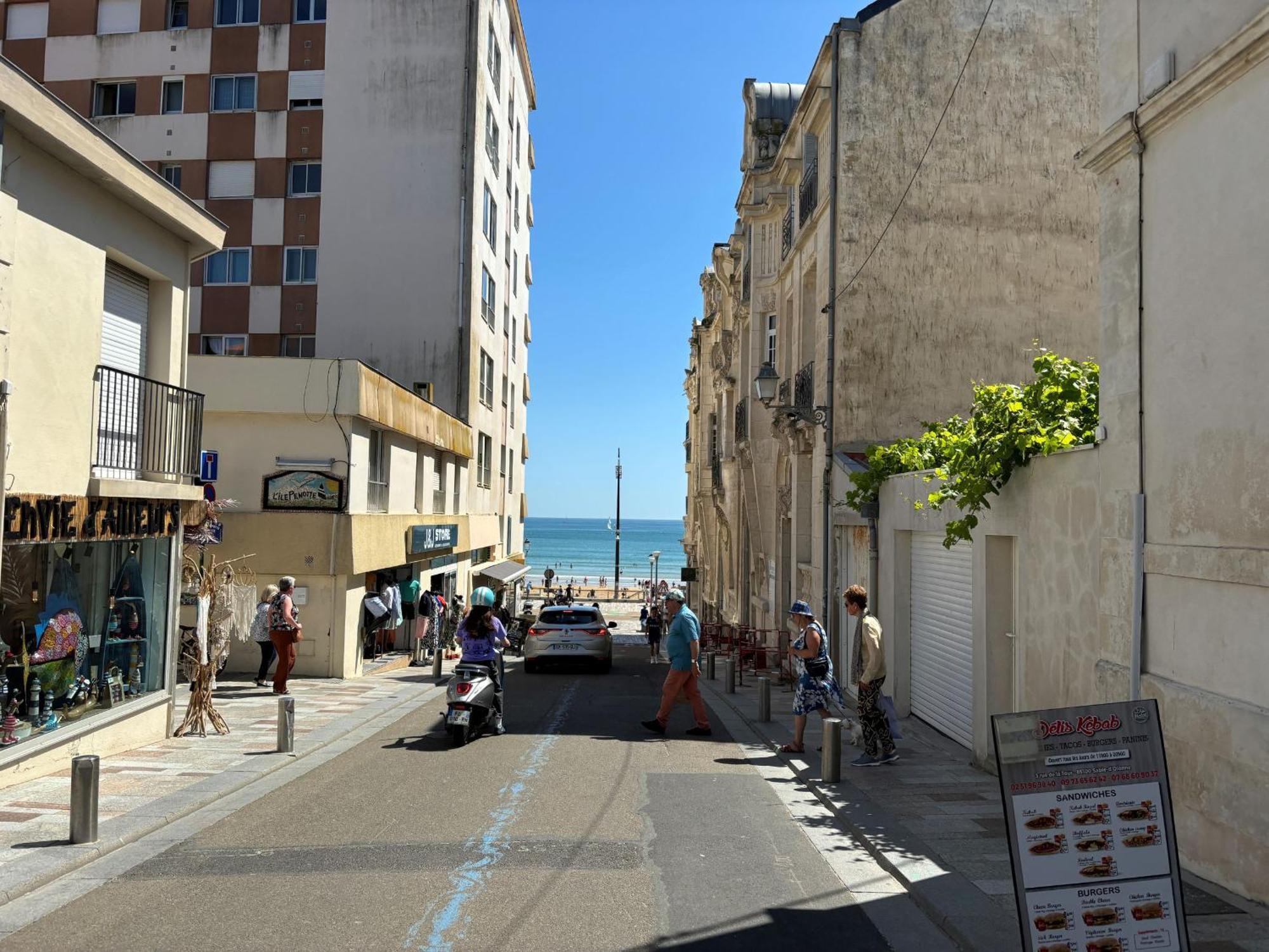 Appartement Cosy Au Centre, A Deux Pas De La Plage, Tout Equipe Pour 4 Personnes - Fr-1-197-330 Les Sables-dʼOlonne Buitenkant foto